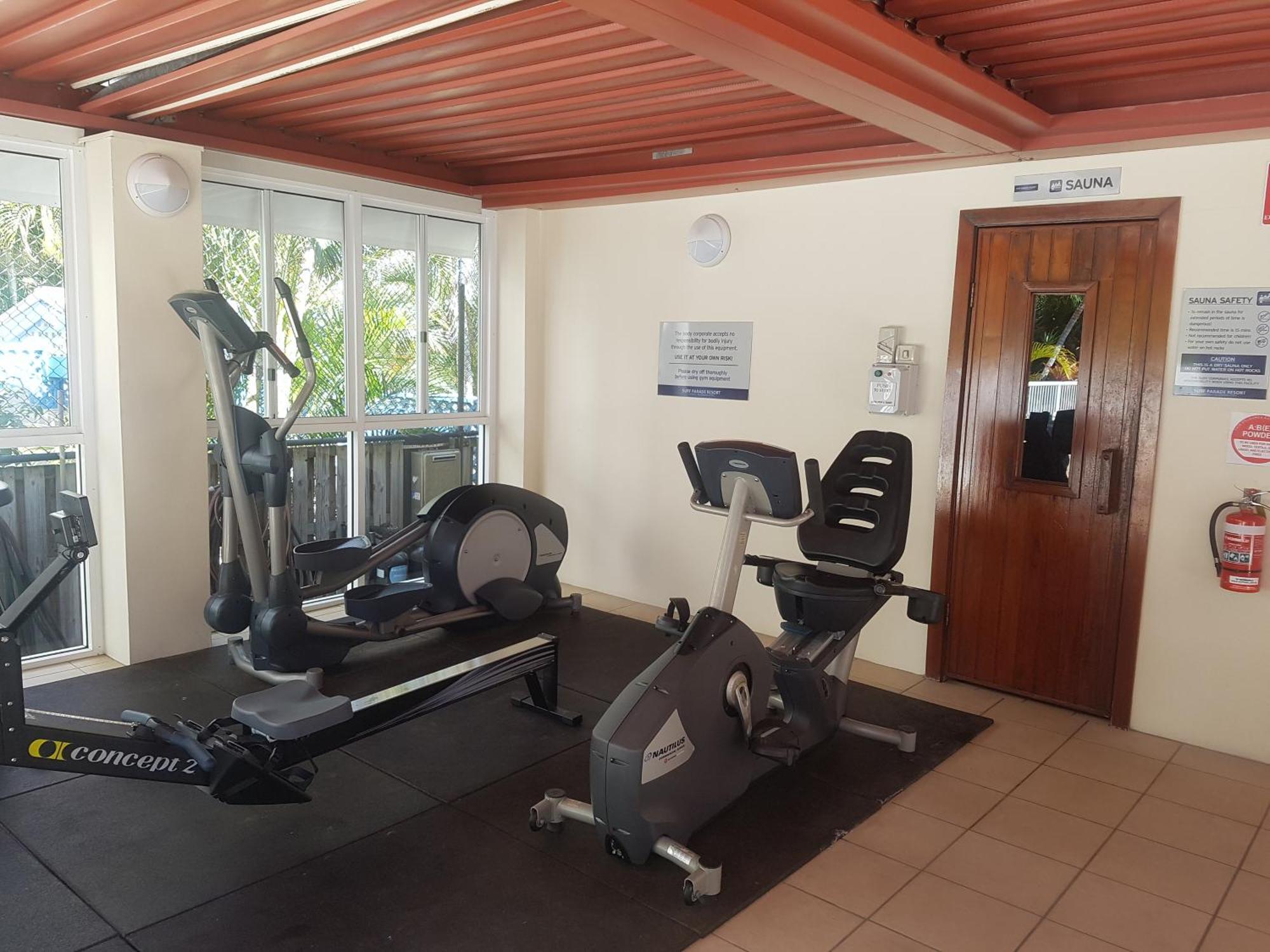 Surfers/Broadbeach Pool View. Free Parking & Wifi Gold Coast Zewnętrze zdjęcie
